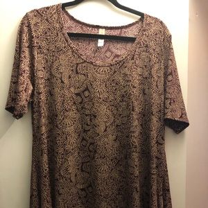 Lularoe Classic T shirt